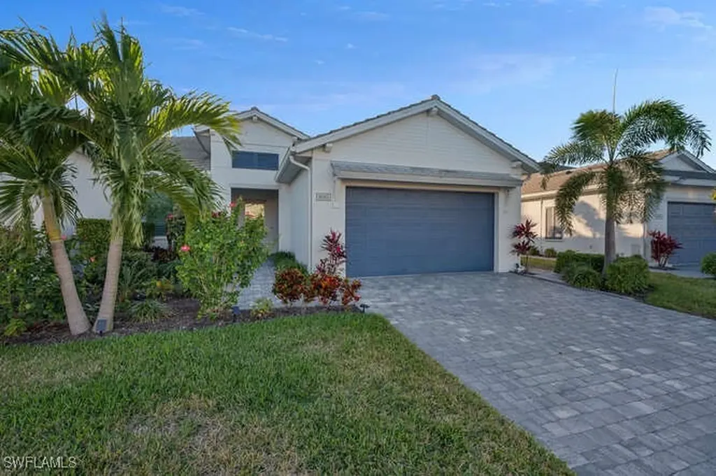 9083 Saint Lucia Drive Naples FL 34114