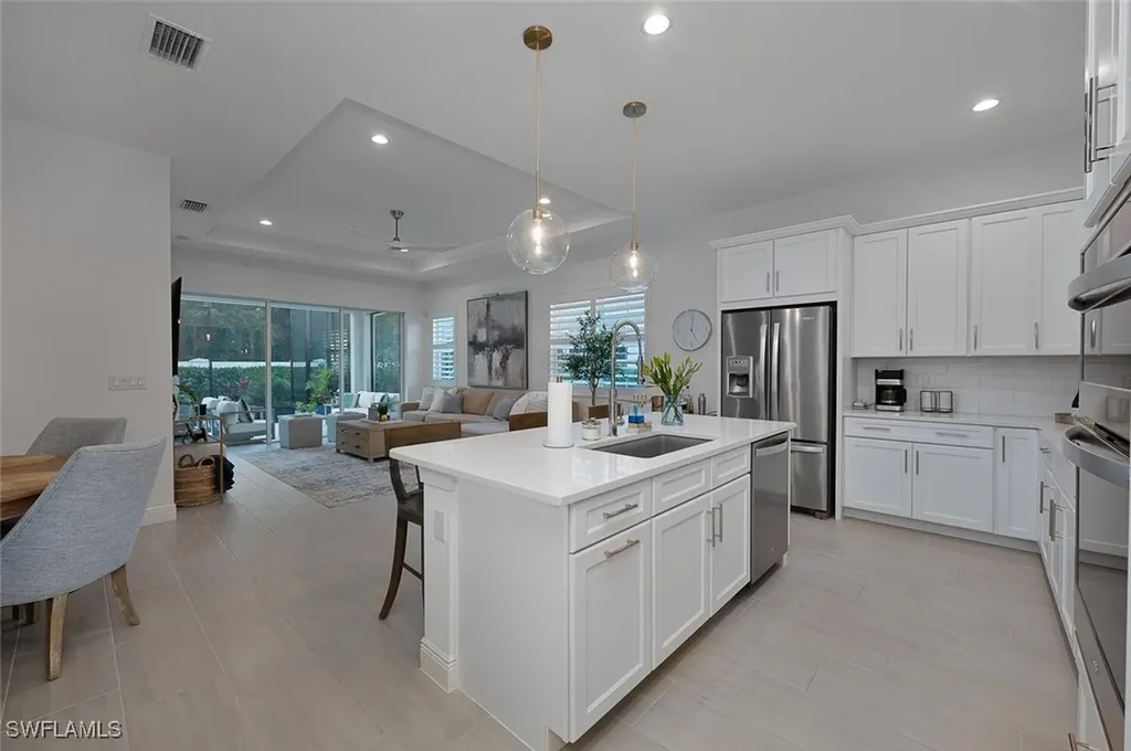 9083 Saint Lucia Drive Naples FL 34114