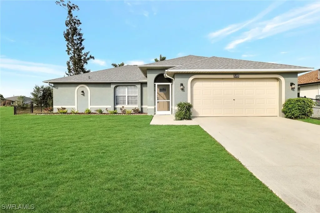 605 SW 13th Street Cape Coral FL 33991