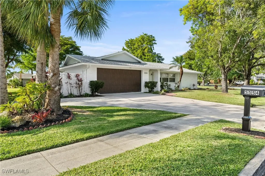 5554 Natoma Drive Fort Myers FL 33919