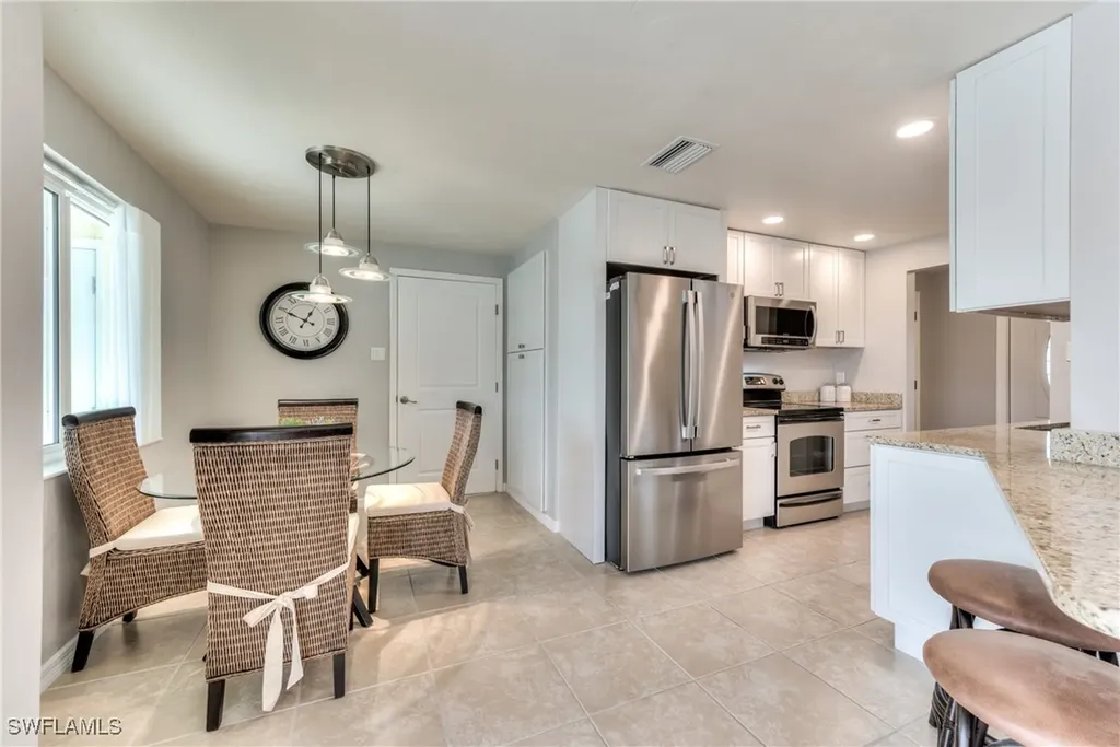 5244 SW 3rd Avenue Cape Coral FL 33914