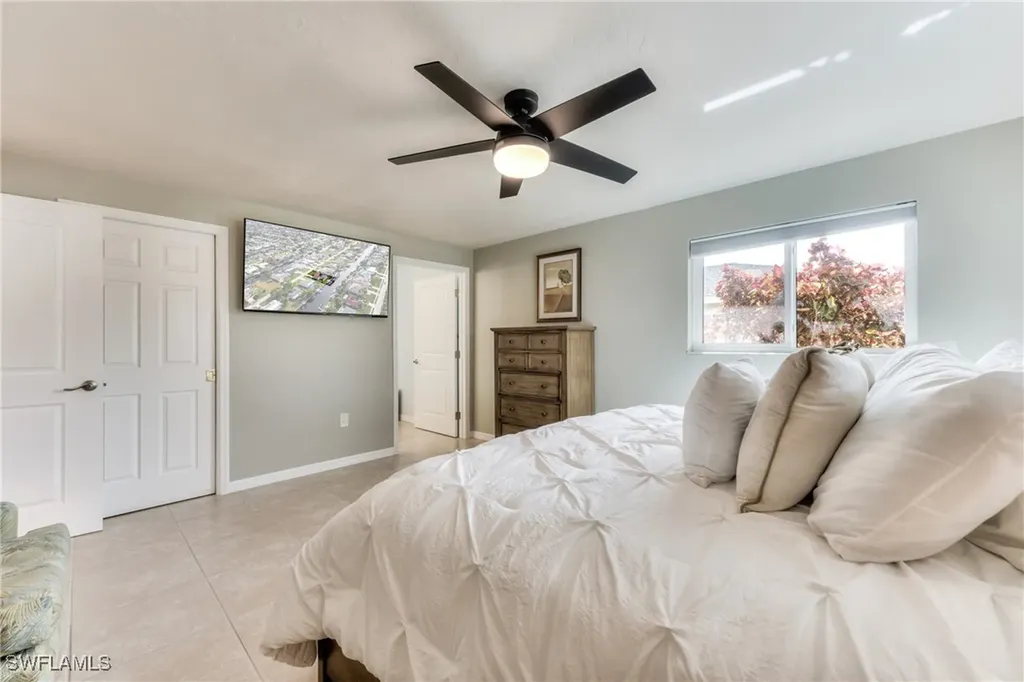 5244 SW 3rd Avenue Cape Coral FL 33914