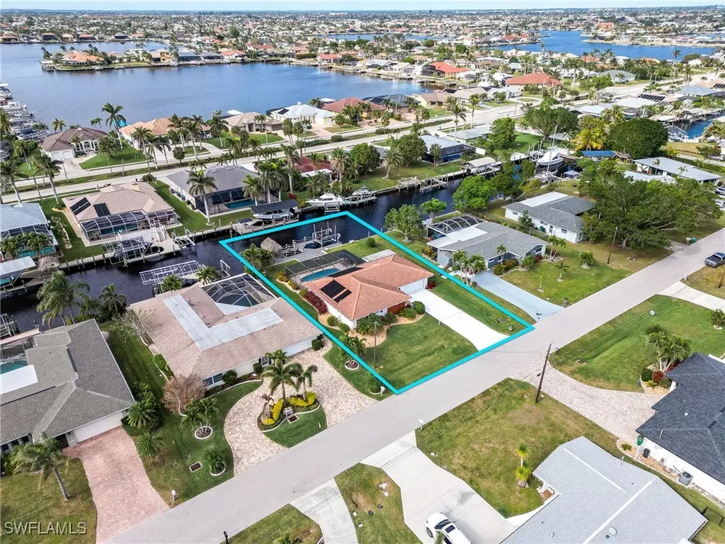 5244 SW 3rd Avenue Cape Coral FL 33914