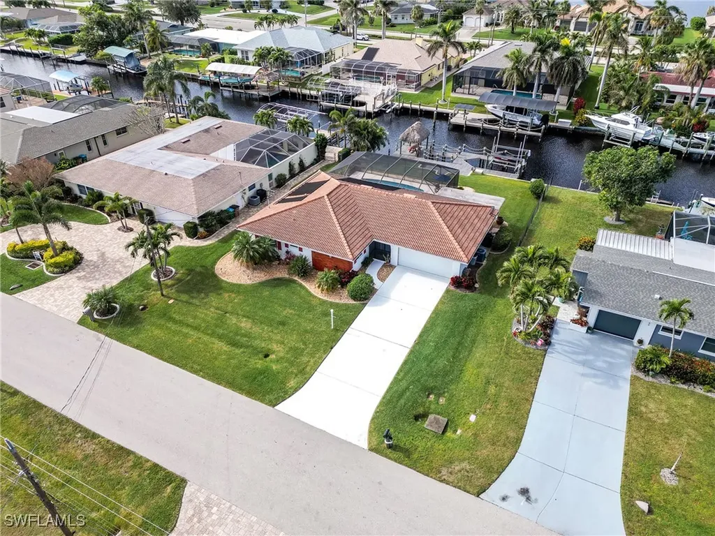 5244 SW 3rd Avenue Cape Coral FL 33914