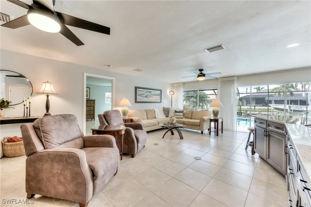 5244 SW 3rd Avenue Cape Coral FL 33914