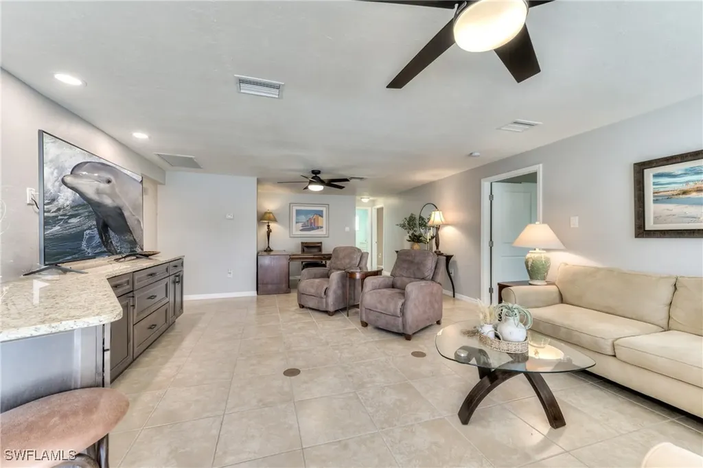 5244 SW 3rd Avenue Cape Coral FL 33914