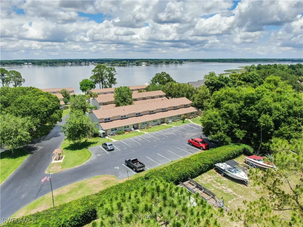 11001 SE Sunset Harbor Road Summerfield FL 34491