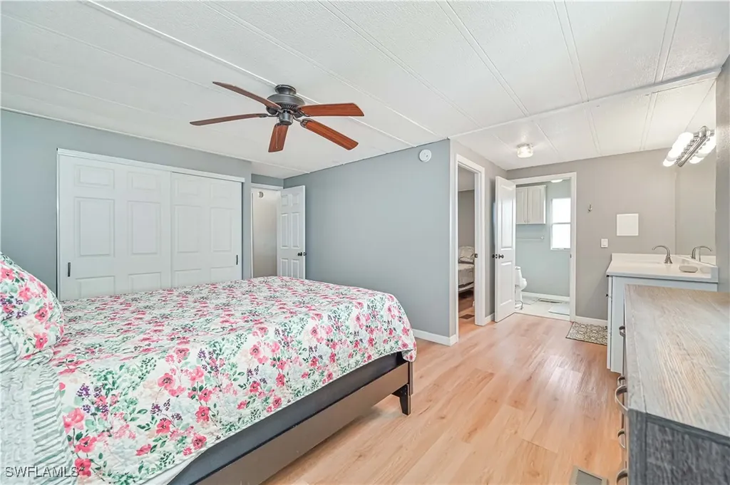 138 Lexington Avenue Fort Myers FL 33908