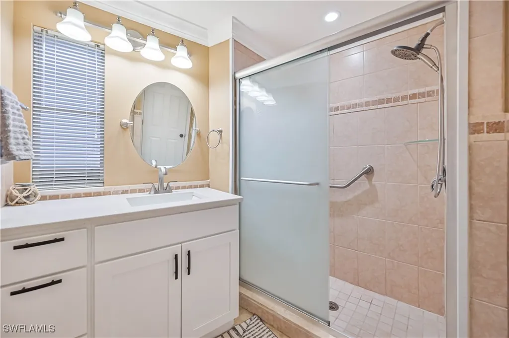 138 Lexington Avenue Fort Myers FL 33908