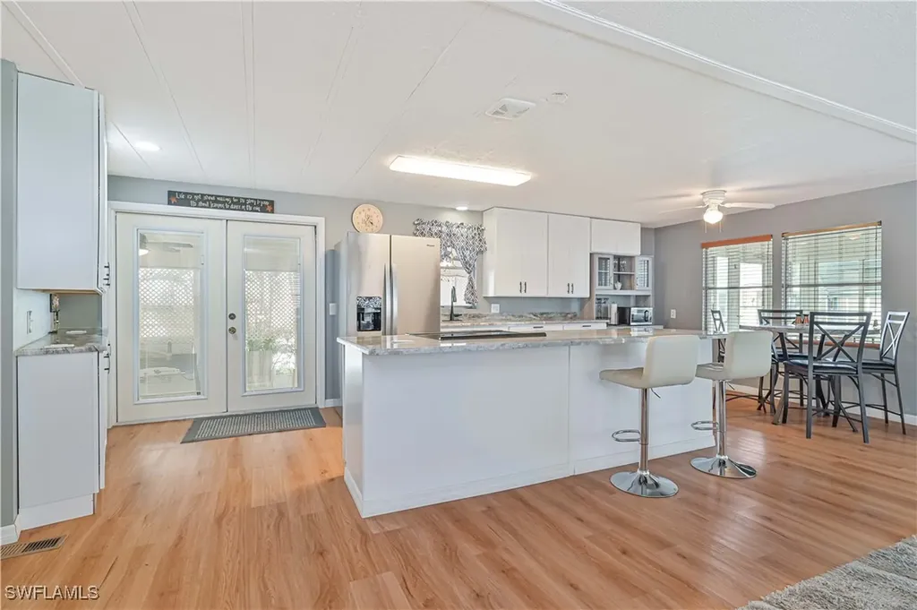 138 Lexington Avenue Fort Myers FL 33908