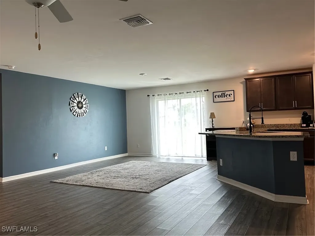 2707 Van Buren Parkway Cape Coral FL 33993