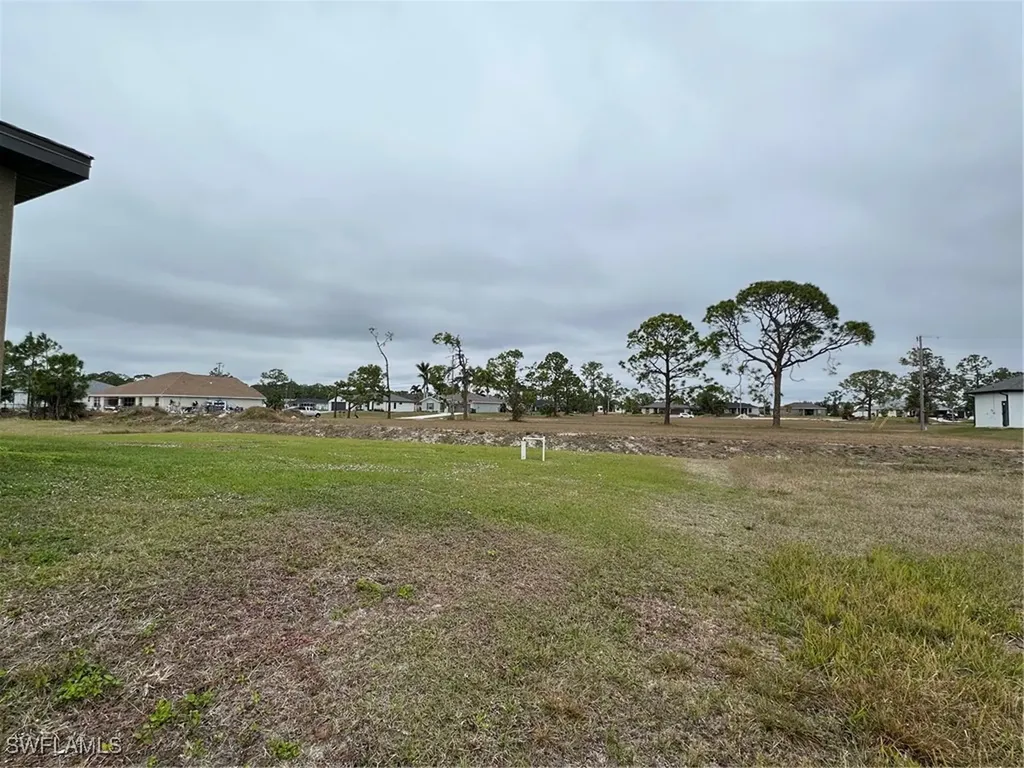 2707 Van Buren Parkway Cape Coral FL 33993