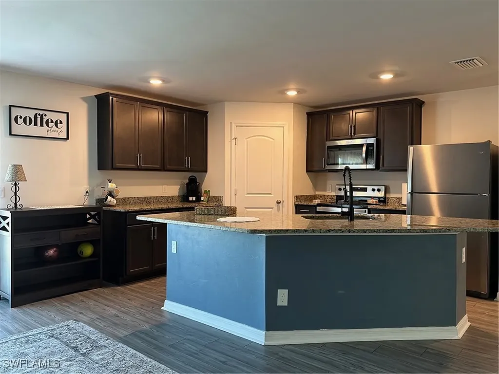 2707 Van Buren Parkway Cape Coral FL 33993
