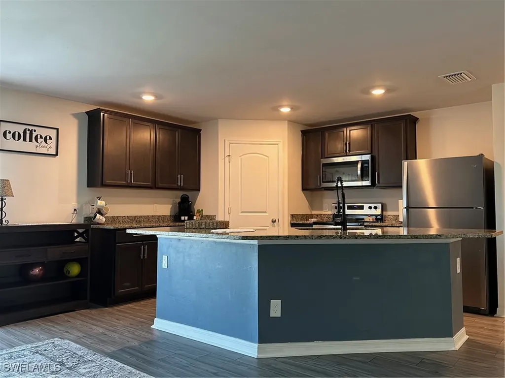 2707 Van Buren Parkway Cape Coral FL 33993