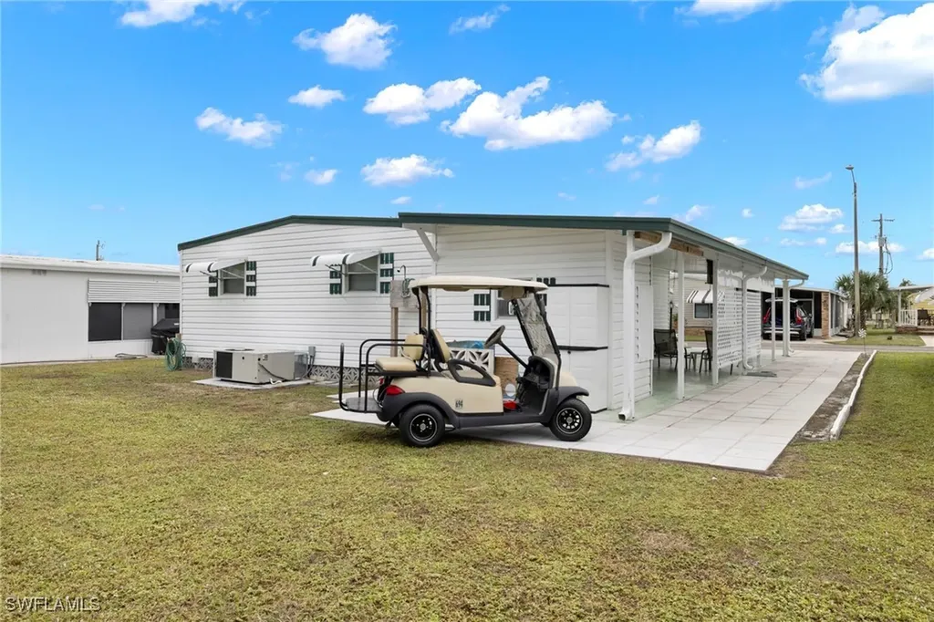 9004 Arbor Drive North Fort Myers FL 33903