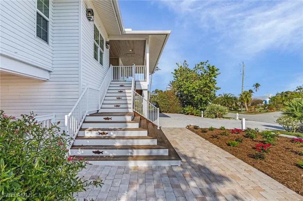2771 Teal Court St. James City FL 33956