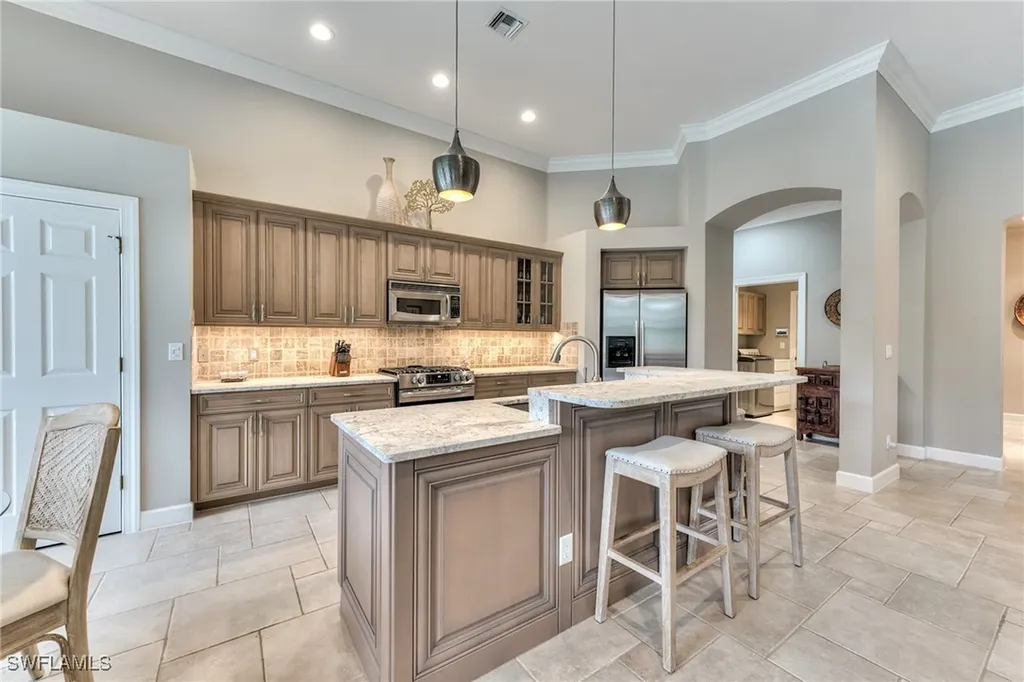 22231 Kenwood Isle Drive Estero FL 34135