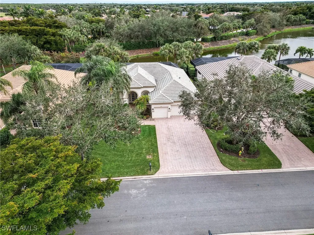 22231 Kenwood Isle Drive Estero FL 34135