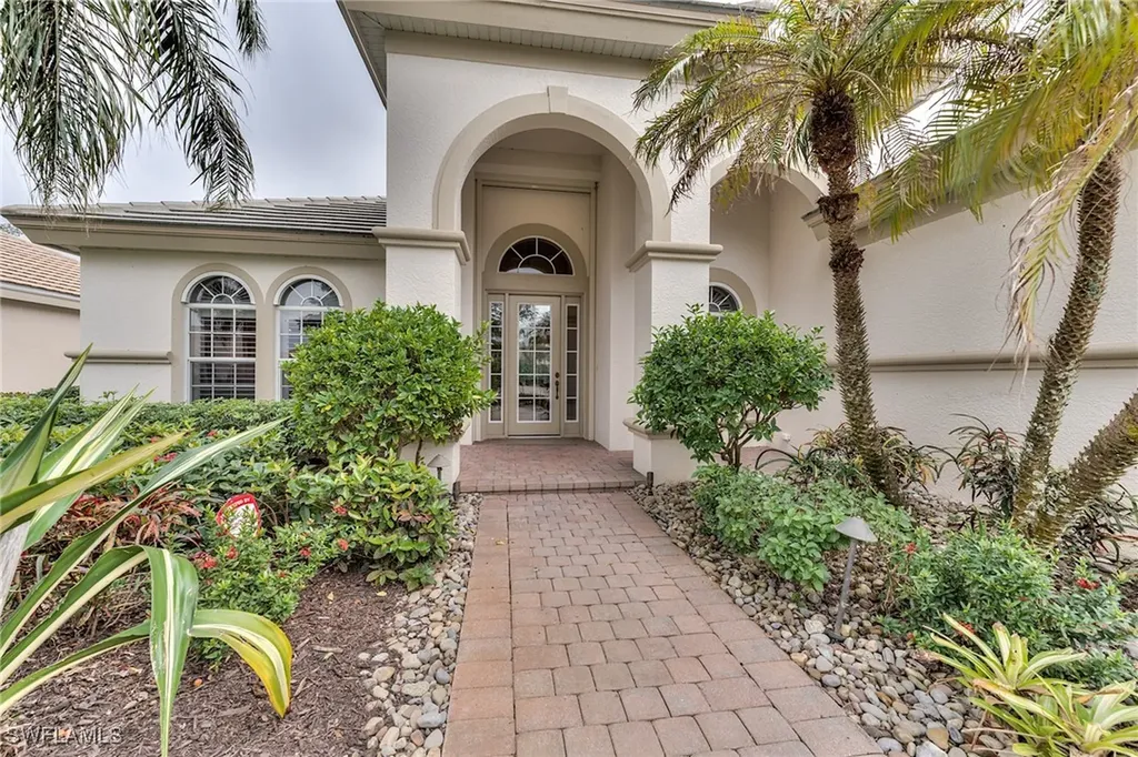 22231 Kenwood Isle Drive Estero FL 34135