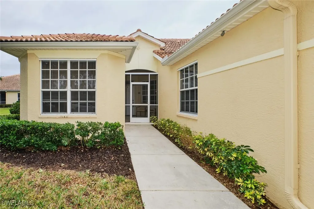 8921 Bristol Bend Fort Myers FL 33908