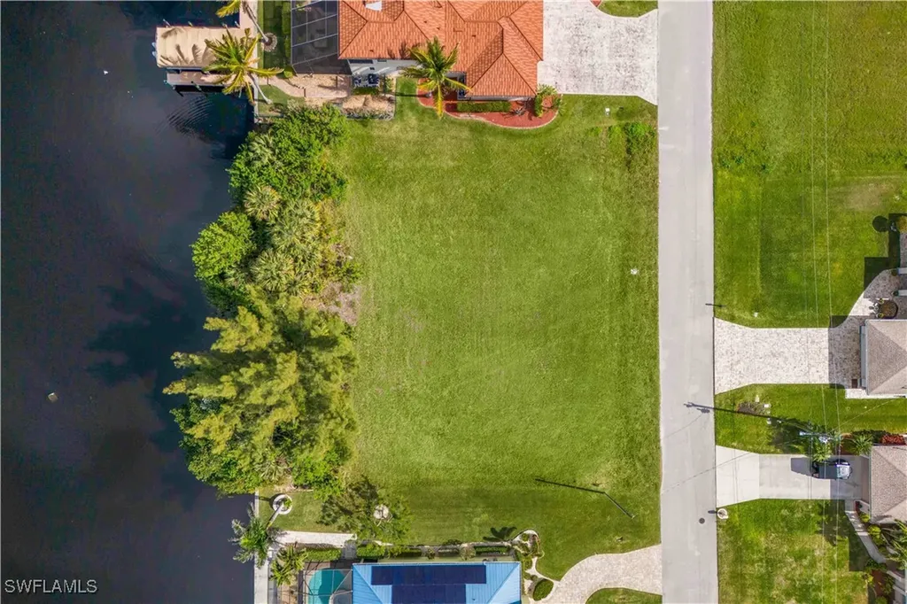 2301 SW 54th Lane Cape Coral FL 33914