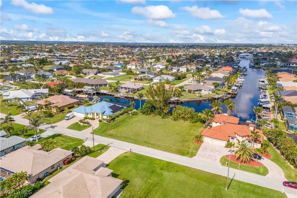 2301 SW 54th Lane Cape Coral FL 33914