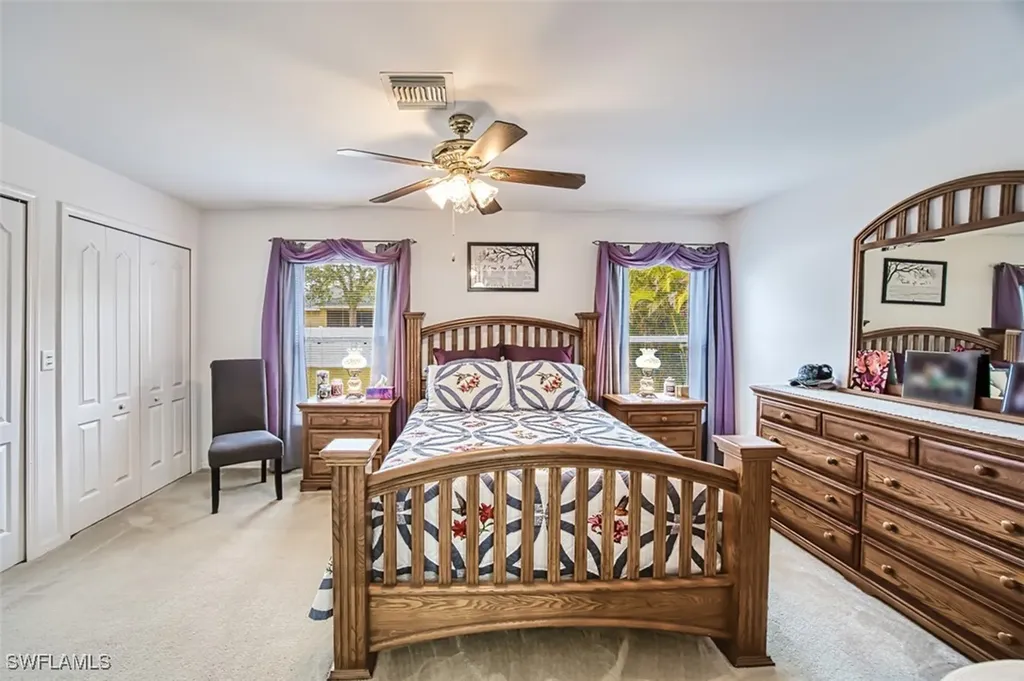 2124 NE 9th Place Cape Coral FL 33909