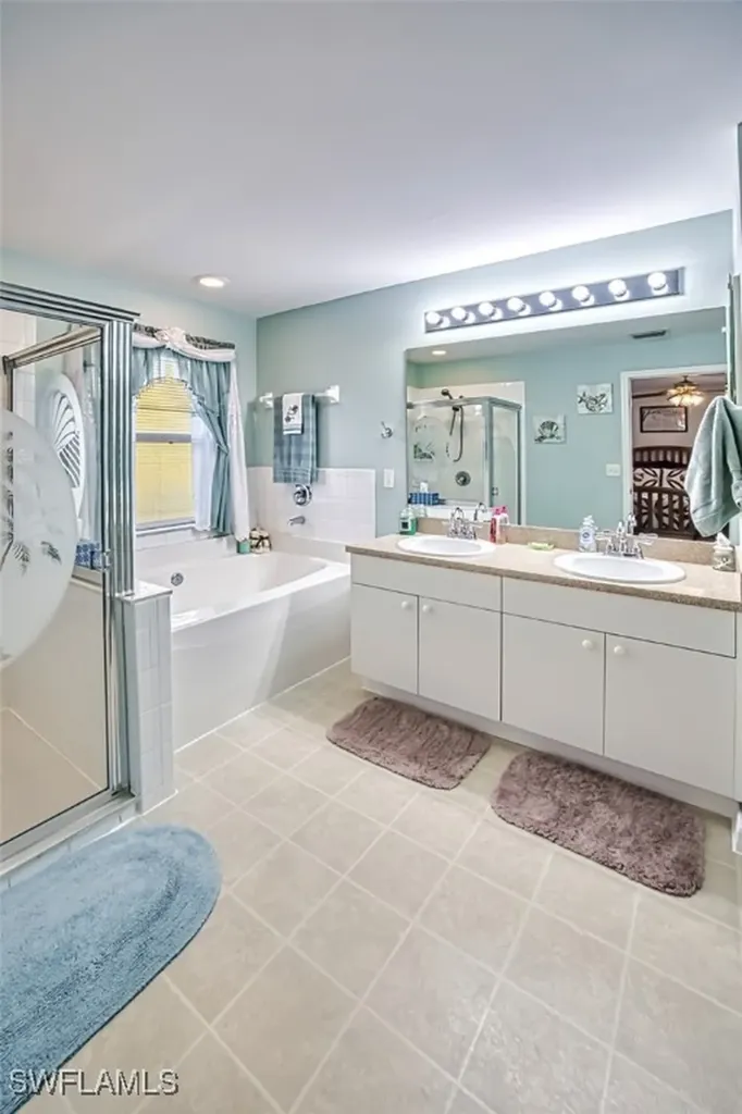 2124 NE 9th Place Cape Coral FL 33909