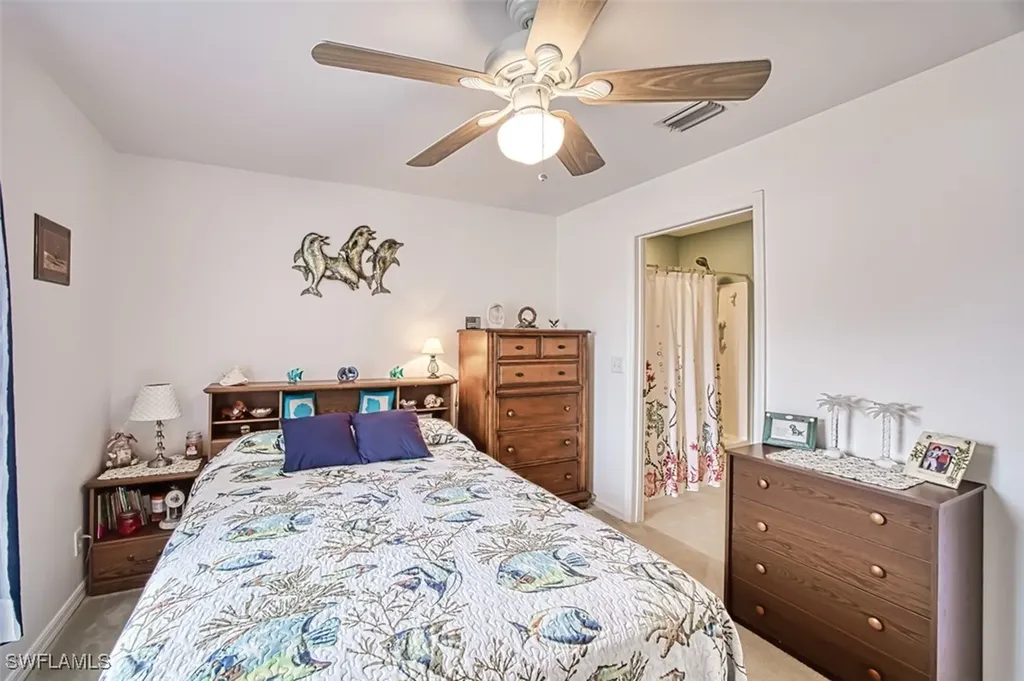 2124 NE 9th Place Cape Coral FL 33909
