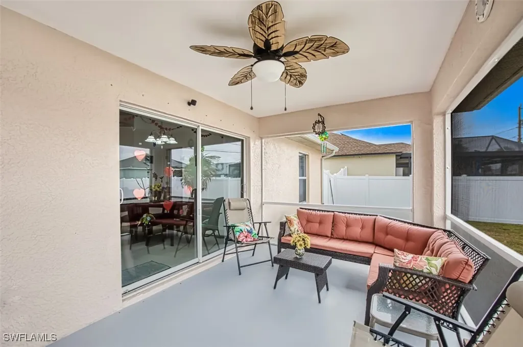2124 NE 9th Place Cape Coral FL 33909