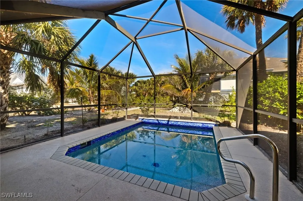 996 Greenwood Court N Sanibel FL 33957