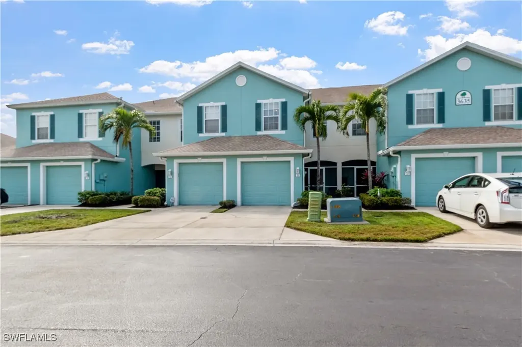 3635 Pine Oak Circle Fort Myers FL 33916