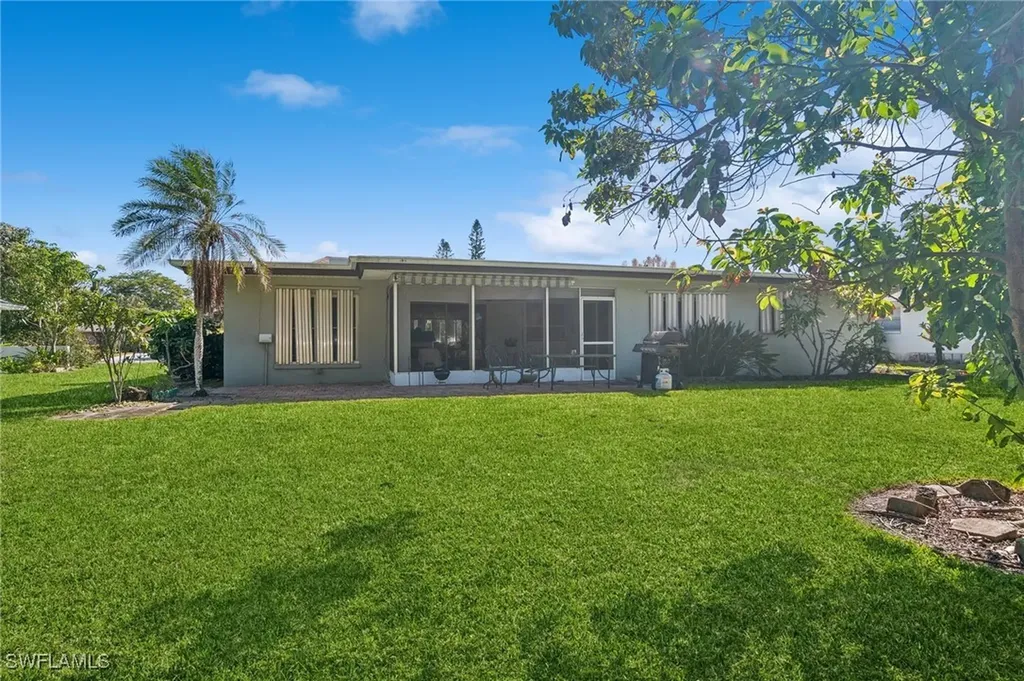 4436 Lakewood Boulevard Naples FL 34112