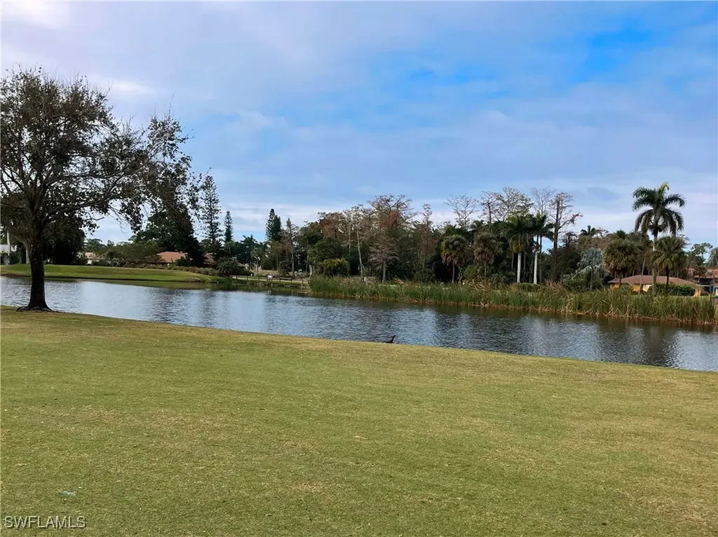 4436 Lakewood Boulevard Naples FL 34112