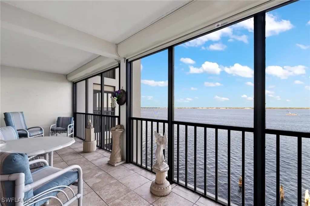 1925 Clifford Street Fort Myers FL 33901