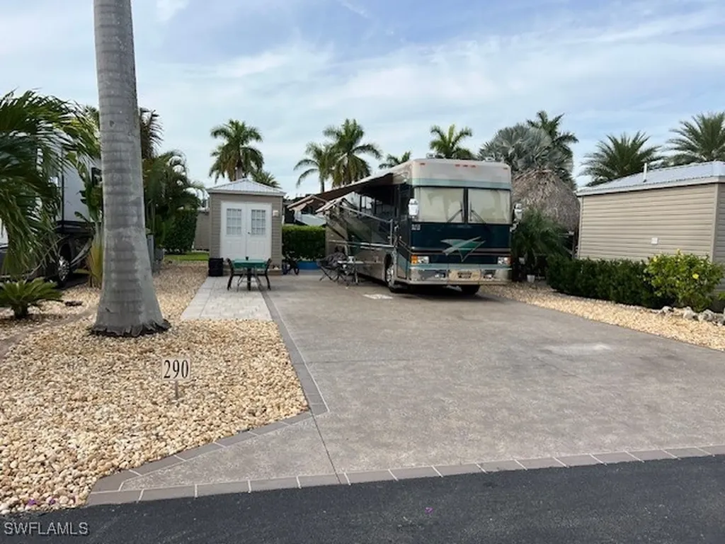 5210 Marsh Mallow Trail Fort Myers FL 33905