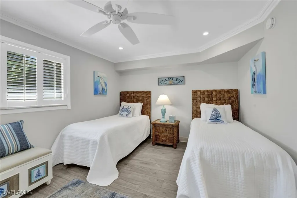 950 7th Avenue S Naples FL 34102