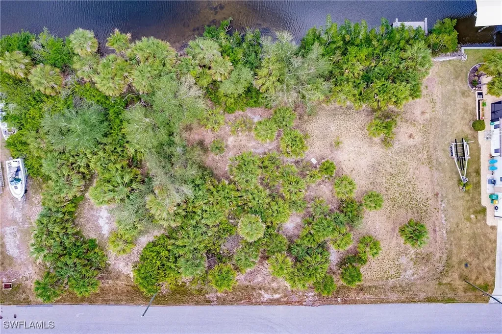 18286 Burkholder Circle Port Charlotte FL 33948