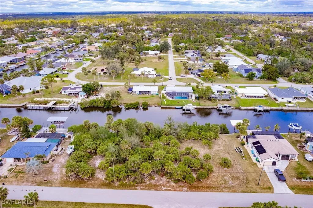 18286 Burkholder Circle Port Charlotte FL 33948