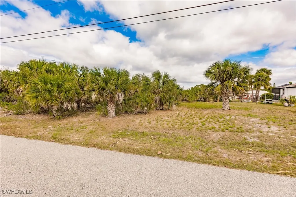 18286 Burkholder Circle Port Charlotte FL 33948