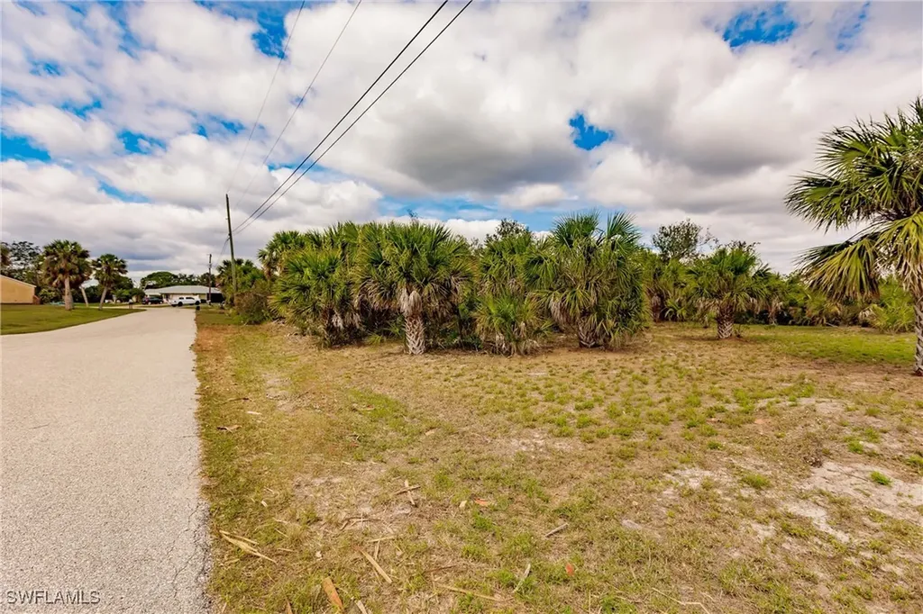 18286 Burkholder Circle Port Charlotte FL 33948