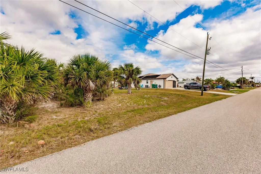 18286 Burkholder Circle Port Charlotte FL 33948