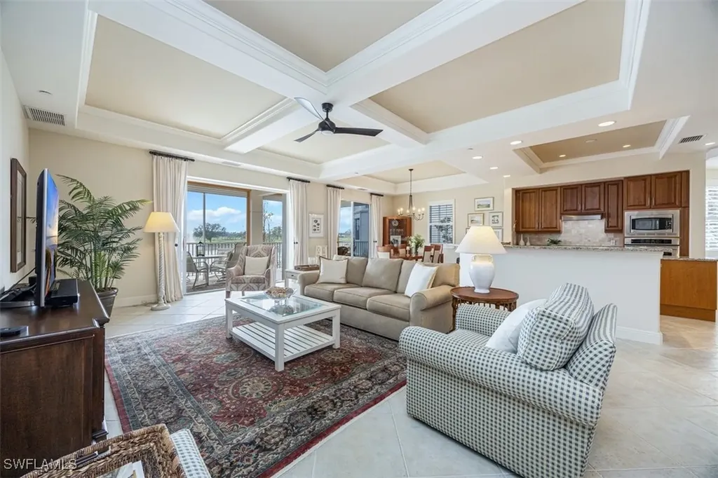 580 Avellino Isle Circle Naples FL 34119
