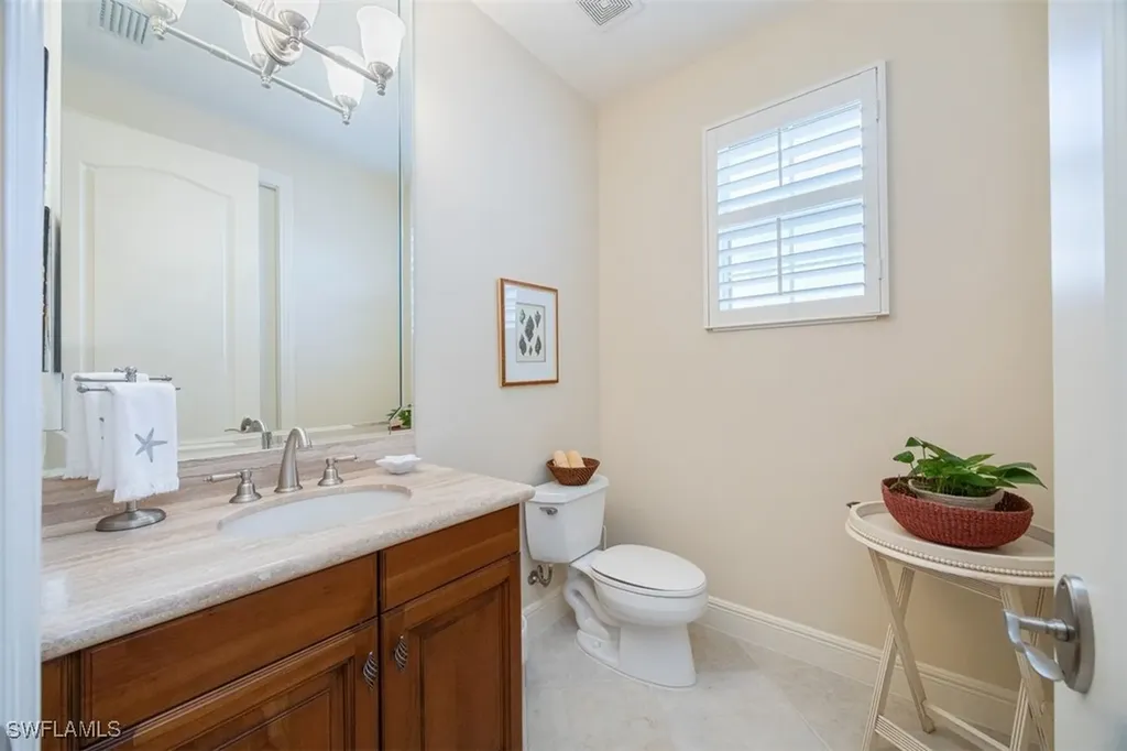 580 Avellino Isle Circle Naples FL 34119