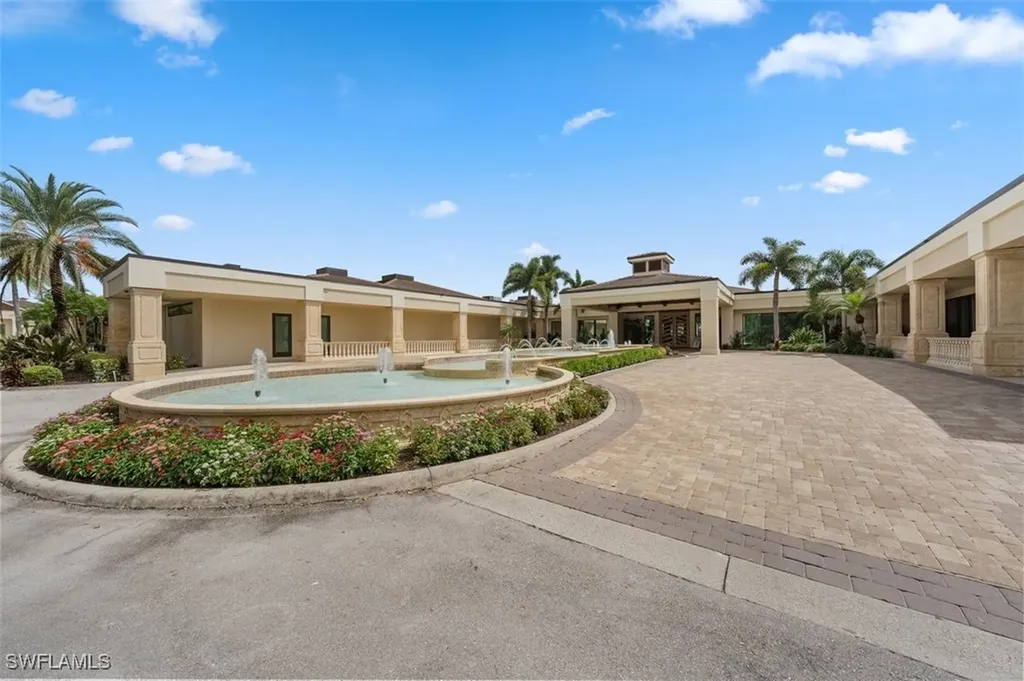 580 Avellino Isle Circle Naples FL 34119