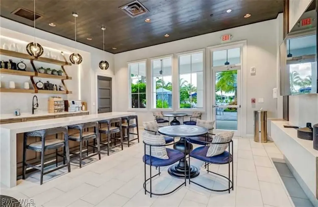 8918 Redonda Drive Naples FL 34114