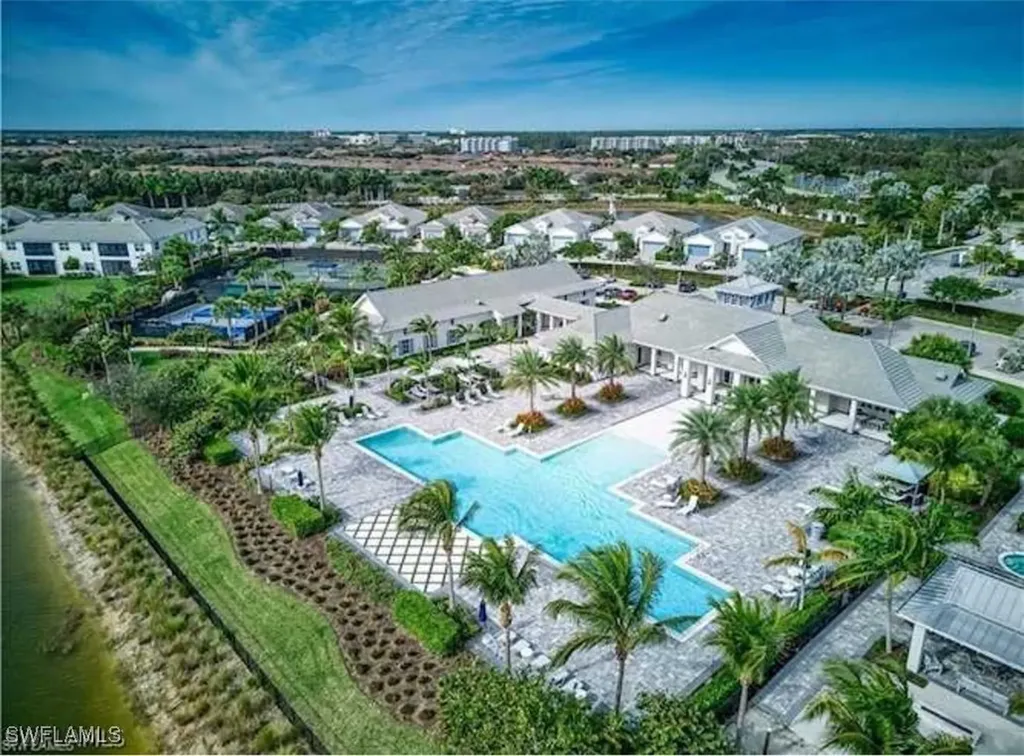 8918 Redonda Drive Naples FL 34114