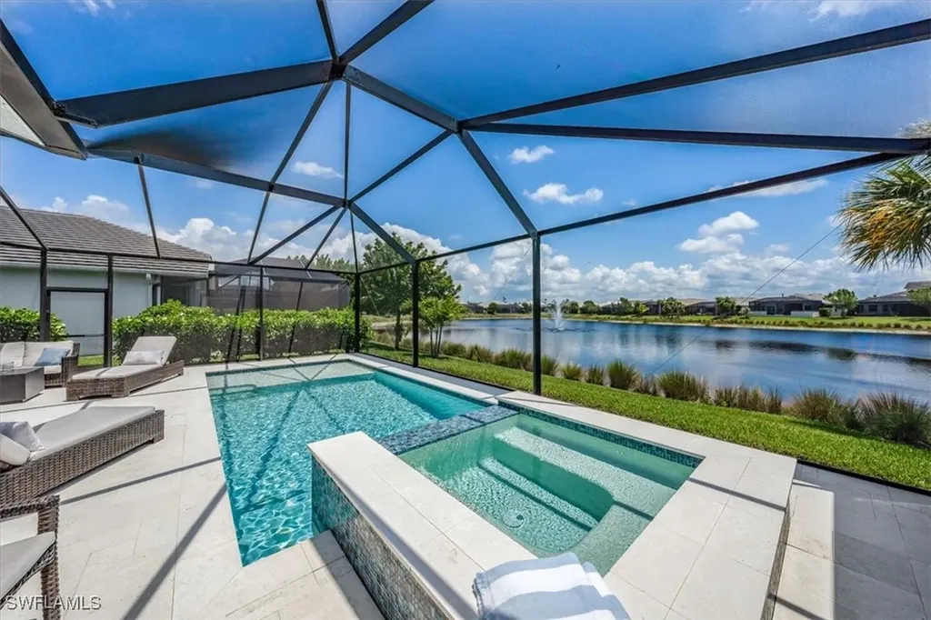 8918 Redonda Drive Naples FL 34114