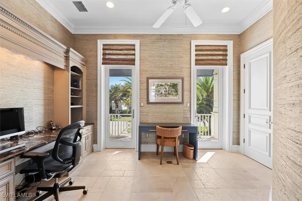 173 9th Avenue S Naples FL 34102