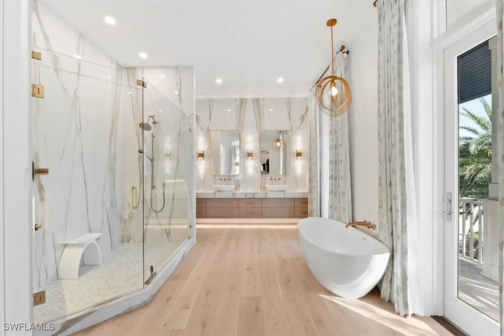 173 9th Avenue S Naples FL 34102